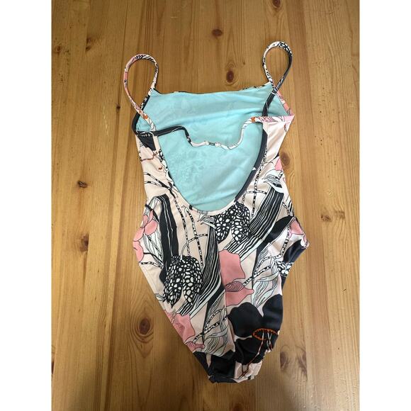J Crew Floral One Piece Bathing Suit Women 10 Swim Suit Beach Trip Travel Summer - Picture 4 of 10